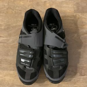 Pearl Izumi cycling shoes